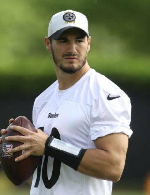 Trubisky Signs Two-Year Extension with Steelers